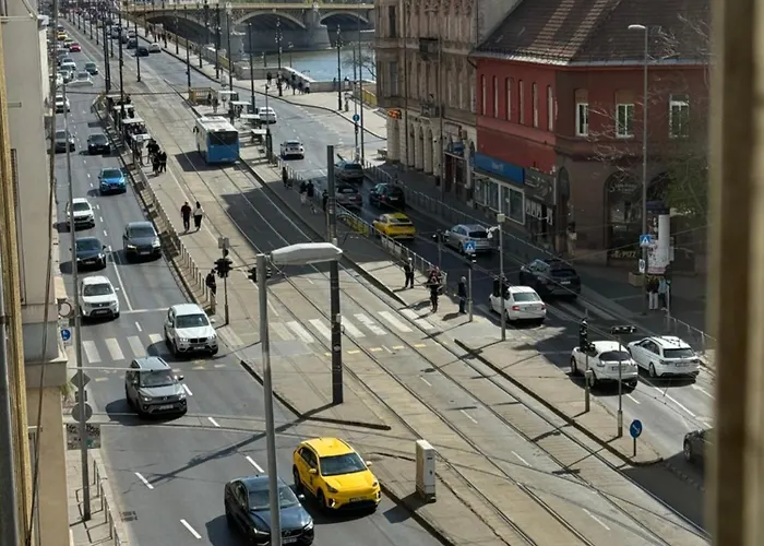 Apartament Margithid *